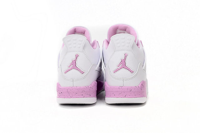 Air jordan women’s retro 4